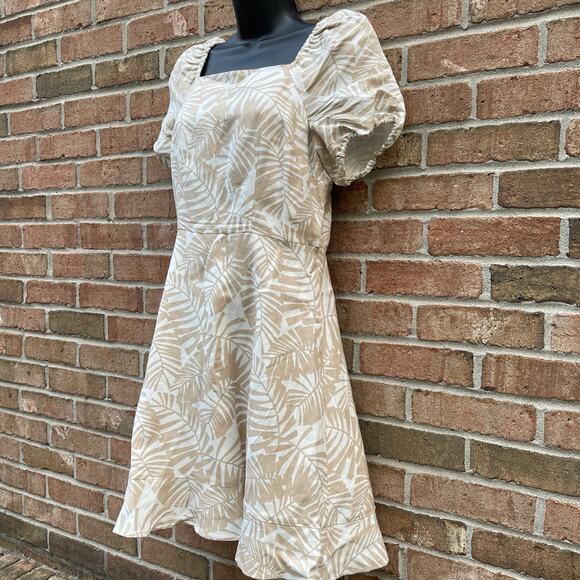 Coastal Beachy Botanical Print LOFT sz 2 Cutout Dress Vacation Resort Palm Midi - Picture 1 of 12